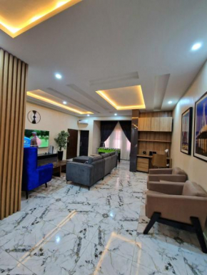 Wofty, 3 Bedroom Apartment
